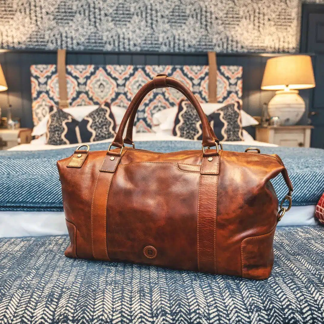 The Best Mens Leather Travel Bag - Primehide Orion Holdall