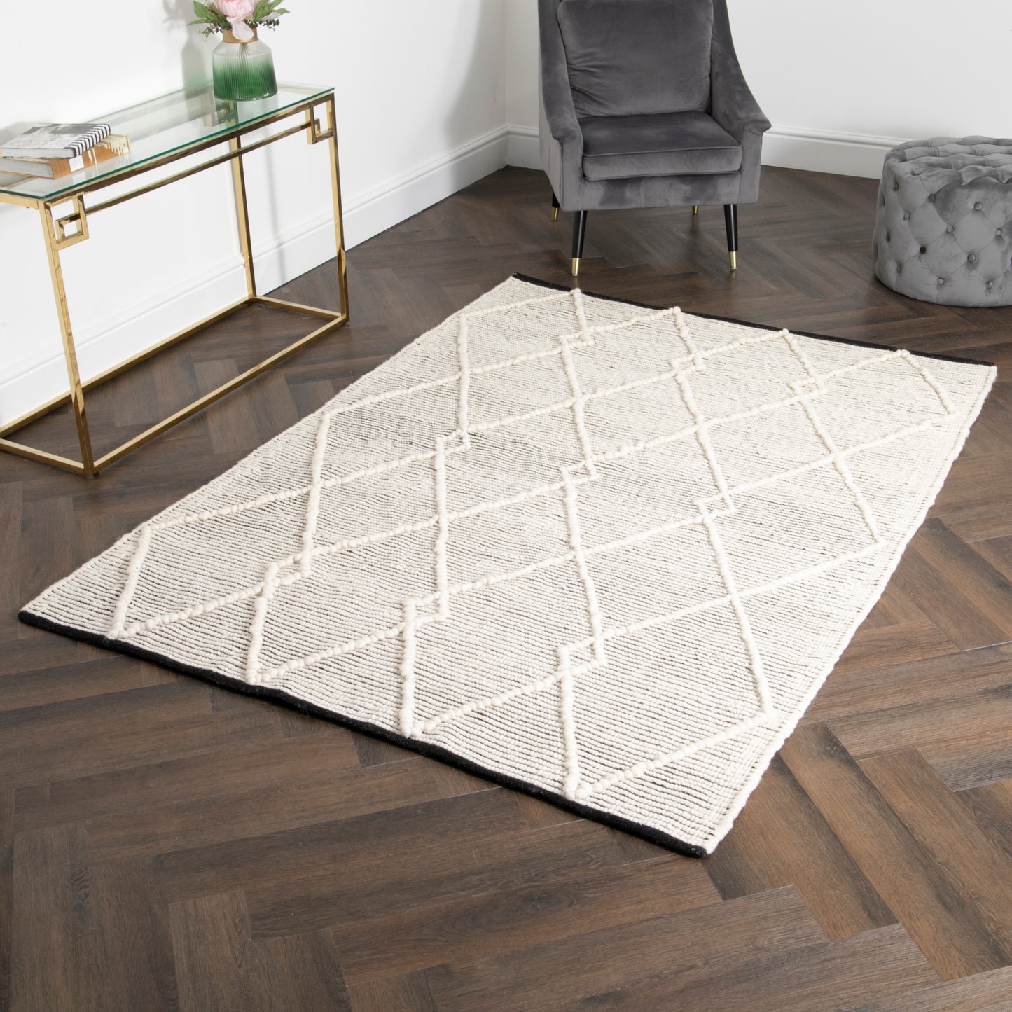 Cream & Black Diamond Pattern Wool Rug